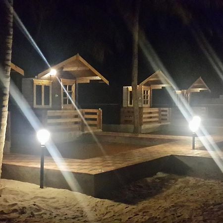 Kudle Ocean Front Gokarna (Karnataka) Exterior photo