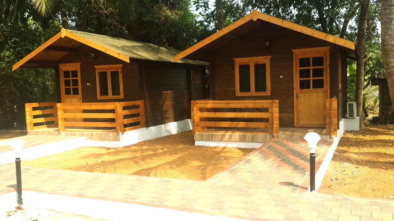 Kudle Ocean Front Gokarna (Karnataka) Exterior photo